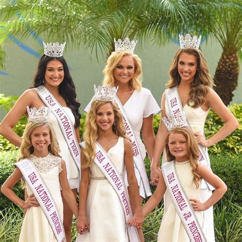 Graphic Pussy Closeups At The Miss Nude USA Pageant .